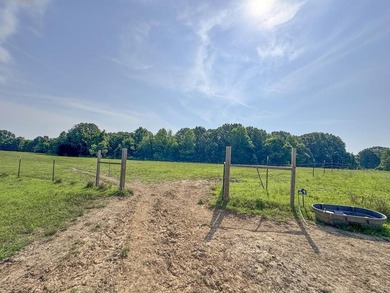 Located just around the corner from Gray's Creek Subdivision and - photo 45