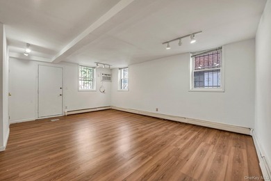 Welcome to this beautifully maintained and exceptionally bright - photo 13
