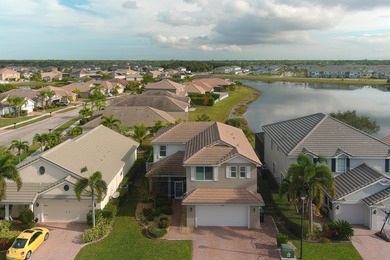Welcome to this beautifully updated lakefront estate residence - photo 24