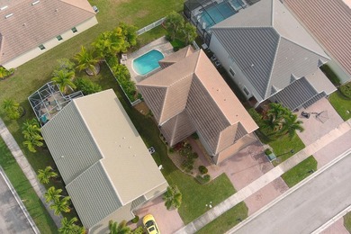Welcome to this beautifully updated lakefront estate residence - photo 27