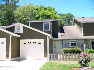 (private lake, pond, coastal) Condo For Sale in Morehead City North Carolina