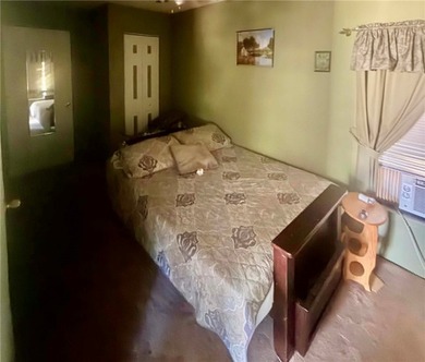 Charming home in Sandia just minutes from the lake! This - photo 10
