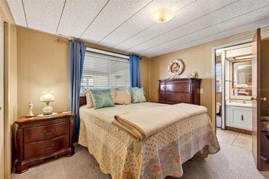 RARE 3 BED / 2.5 BATH WATERFRONT OPPORTUNITY! Boasting a rare - photo 29