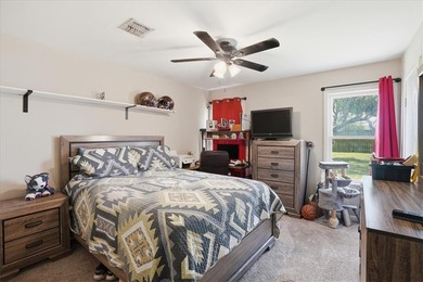 Welcome to this well-maintained 3-bedroom, 1.5-bath home in - photo 10
