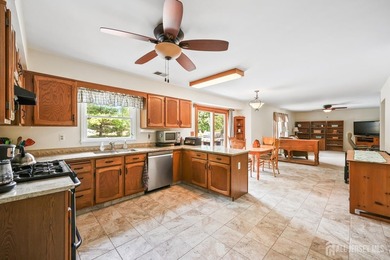 Welcome home! Center Hall Colonial in Heritage Chase with so - photo 13