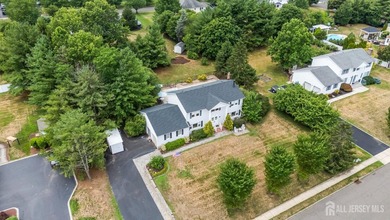 Welcome home! Center Hall Colonial in Heritage Chase with so - photo 41