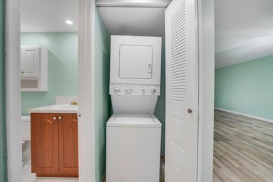 Welcome to this beautiful 2-bedroom, 2-bathroom condominium - photo 16