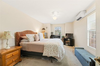 New Price: $599,000! Stunning custom-built pool home located in - photo 34