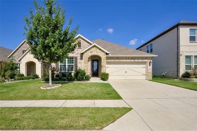Lake Lewisville Home For Sale in Oak Point Texas