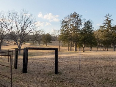 Nestled in the heart of a highly sought-after area in Hinds - photo 18