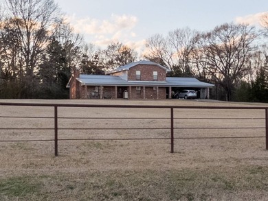 Nestled in the heart of a highly sought-after area in Hinds - photo 22