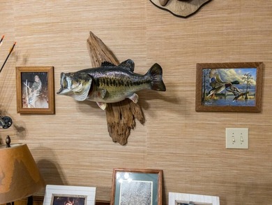 Nestled in the heart of a highly sought-after area in Hinds - photo 31