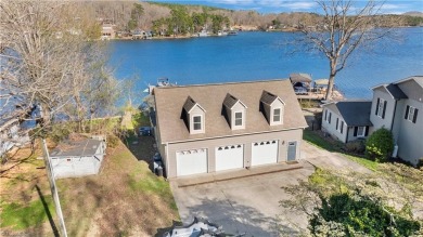 Lake Home For Sale in New London, North Carolina