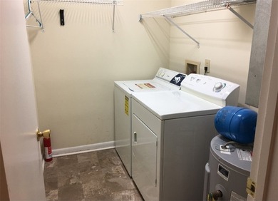 Brand New Hvac System installed 2026. Investor opportunity in - photo 11