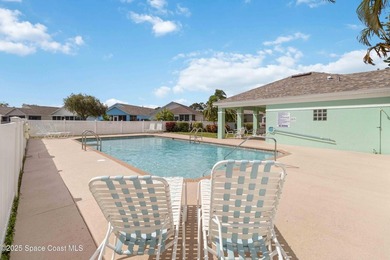 Welcome to your dream home! Remodeled and freshy painted - photo 17