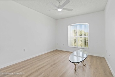 Welcome to your dream home! Remodeled and freshy painted - photo 18