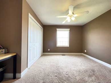 Like a new home on the corner of the lake in the Country Ridge - photo 19