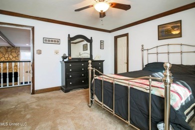 GORGEOUS ONE OF A KIND, CUSTOM Tudor home with plenty of space - photo 27