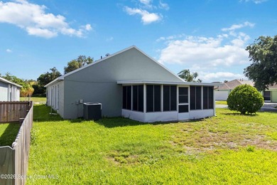 Welcome to your dream home! Remodeled and freshy painted - photo 28