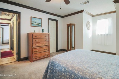 GORGEOUS ONE OF A KIND, CUSTOM Tudor home with plenty of space - photo 30