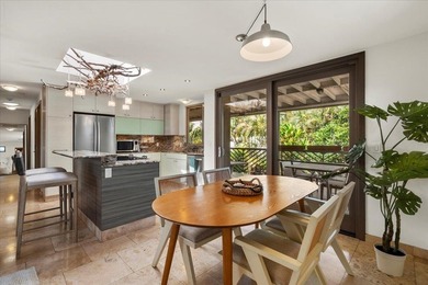 Welcome to 15 Nalu Place, where beachside living meets modern - photo 31