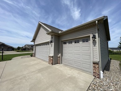 Like a new home on the corner of the lake in the Country Ridge - photo 35