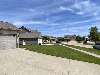 Like a new home on the corner of the lake in the Country Ridge - photo 37