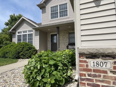 Like a new home on the corner of the lake in the Country Ridge - photo 39