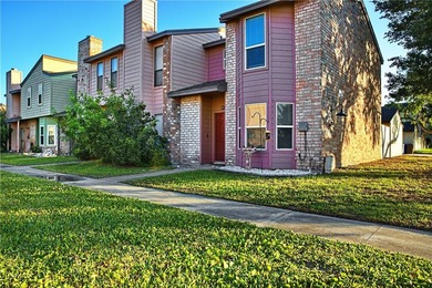 Price enhancement. This delightful 2-bedroom, 1.5-bath townhome - photo 1