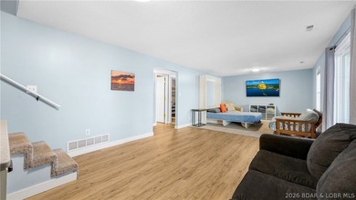 Beautifully updated 3 bed, 2 bath lakefront home at the 3MM in a - photo 17