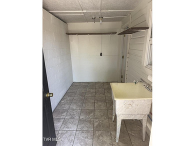 Charming, inviting, and full of potential! This 3-bedroom - photo 21