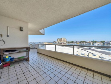 Great unit in sought after East Pass Towers Condominium. This - photo 24