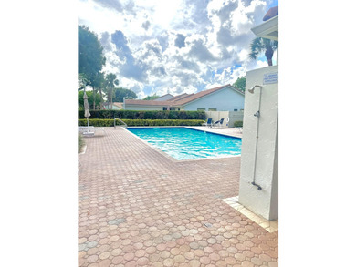 Move-in ready! Beautifully updated 2-bedroom, 2-bathroom CBS - photo 25