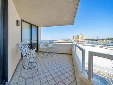 Great unit in sought after East Pass Towers Condominium. This - photo 26