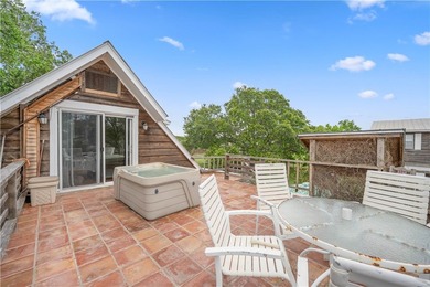 Amazing views from this 3/2/2 home in Ingleside on the Bay. Sits - photo 31