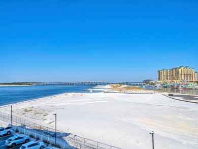 Great unit in sought after East Pass Towers Condominium. This - photo 32