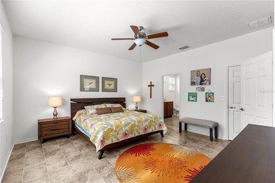 Under contract-accepting backup offers. Welcome to this popular - photo 34