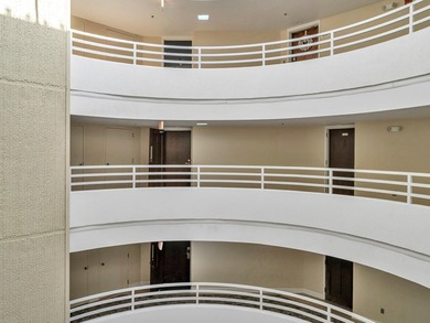 Great unit in sought after East Pass Towers Condominium. This - photo 35