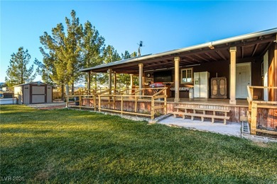 Welcome to this truly special property offering privacy, beauty