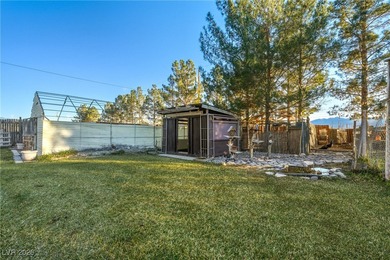 Welcome to this truly special property offering privacy, beauty