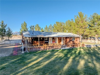 Welcome to this truly special property offering privacy, beauty