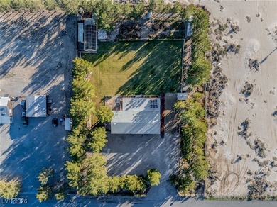 Welcome to this truly special property offering privacy, beauty