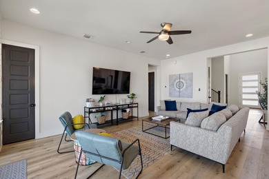 Motivated seller! Located in the heart of Kingsland, this single - photo 10