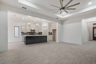 NEW PRICE + $7,500 for closing cost concessions!! Built by - photo 6