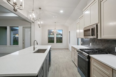 NEW PRICE + $7,500 for closing cost concessions!! Built by - photo 9