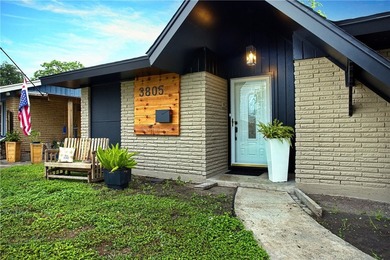 A new opportunity has arisen in Lynwood Place. This property has - photo 3