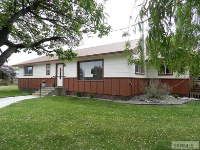 (private lake, pond, creek) Home For Sale in Salmon Idaho