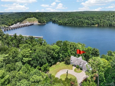 Rare opportunity on nearly 2.5 acres with approx. 300 ft of - photo 2