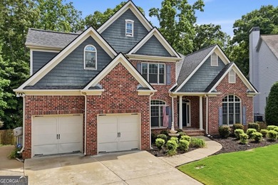 You will love this 6-bedroom home with the primary suite on the - photo 6
