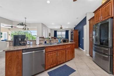 Impressive WATERFRONT home ON TWO LOTS (A HALF ACRE) with 3 - photo 21
